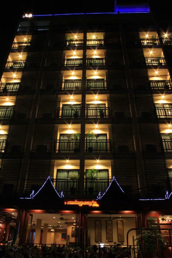 巴东海明威的酒店 布吉 外观 照片